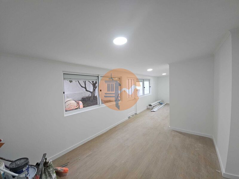 2 Bed, 1 Bath, ApartmentFor Sale, Amadora, Lisboa