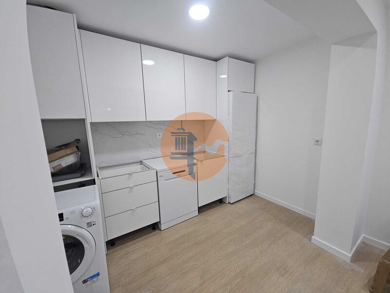 2 Bed, 1 Bath, ApartmentFor Sale, Amadora, Lisboa