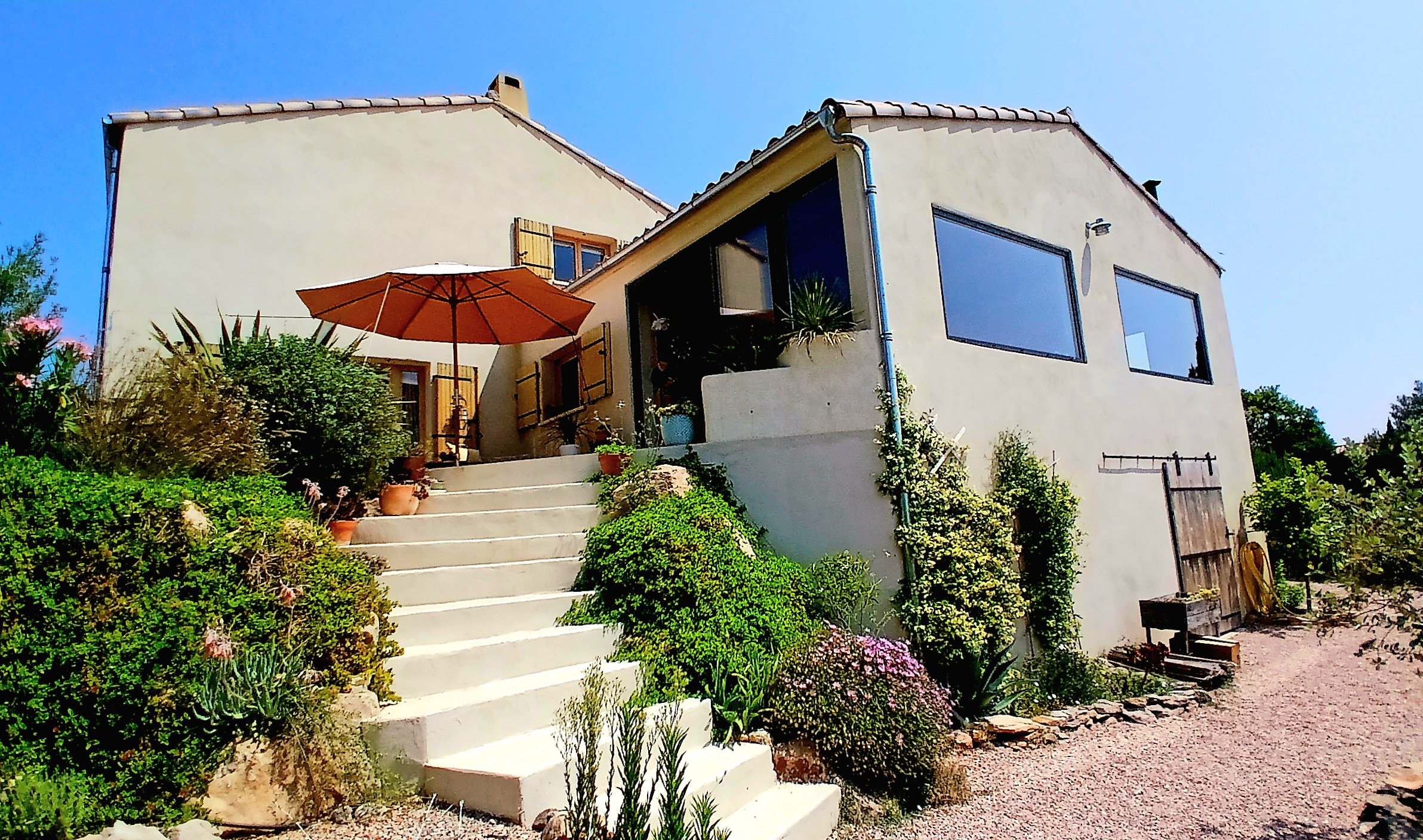 3 Bed, 2 Bath, HouseFor Sale, Cruzy, Herault, Languedoc-Roussillon, 34310