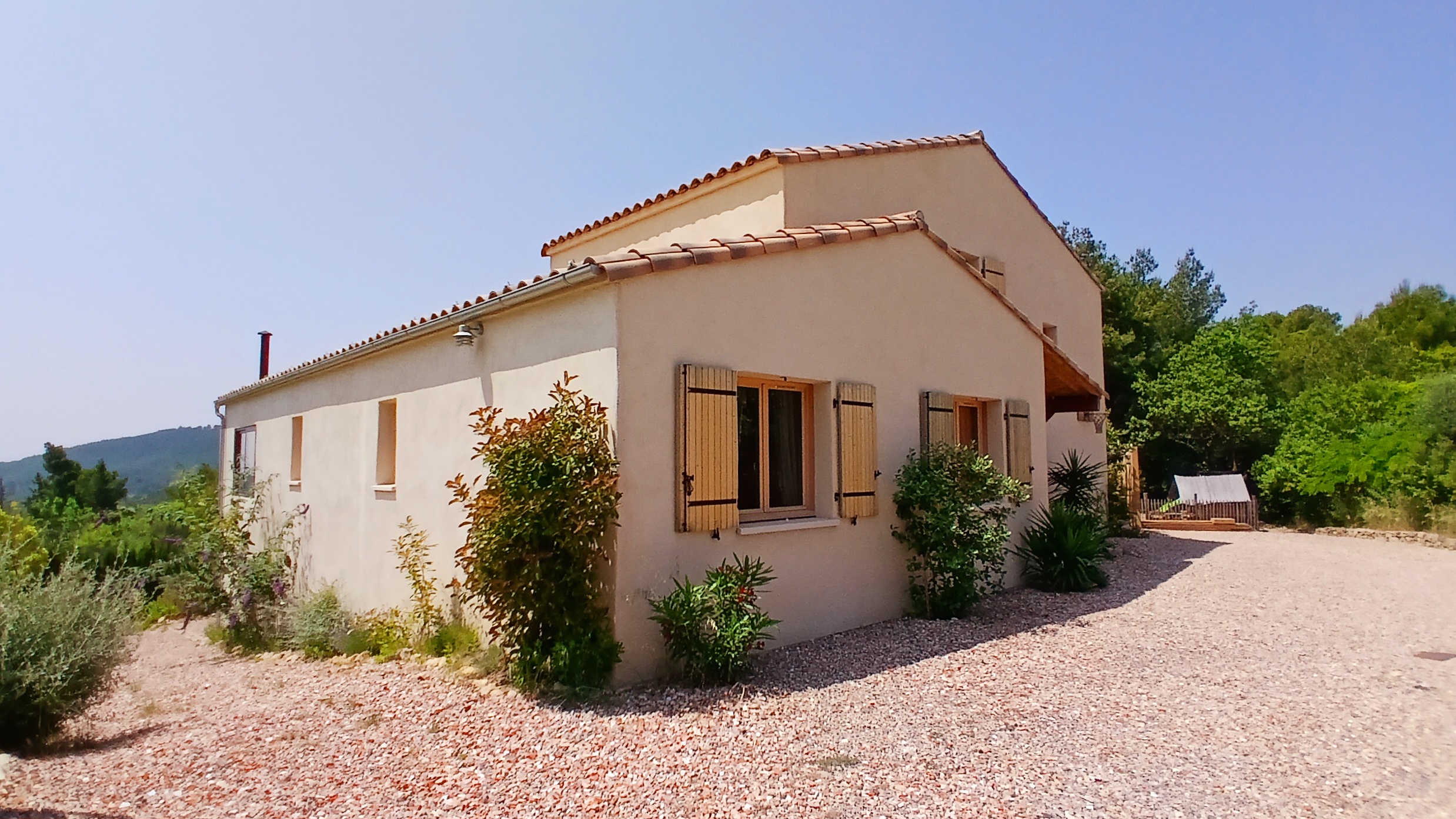 3 Bed, 2 Bath, HouseFor Sale, Cruzy, Herault, Languedoc-Roussillon, 34310
