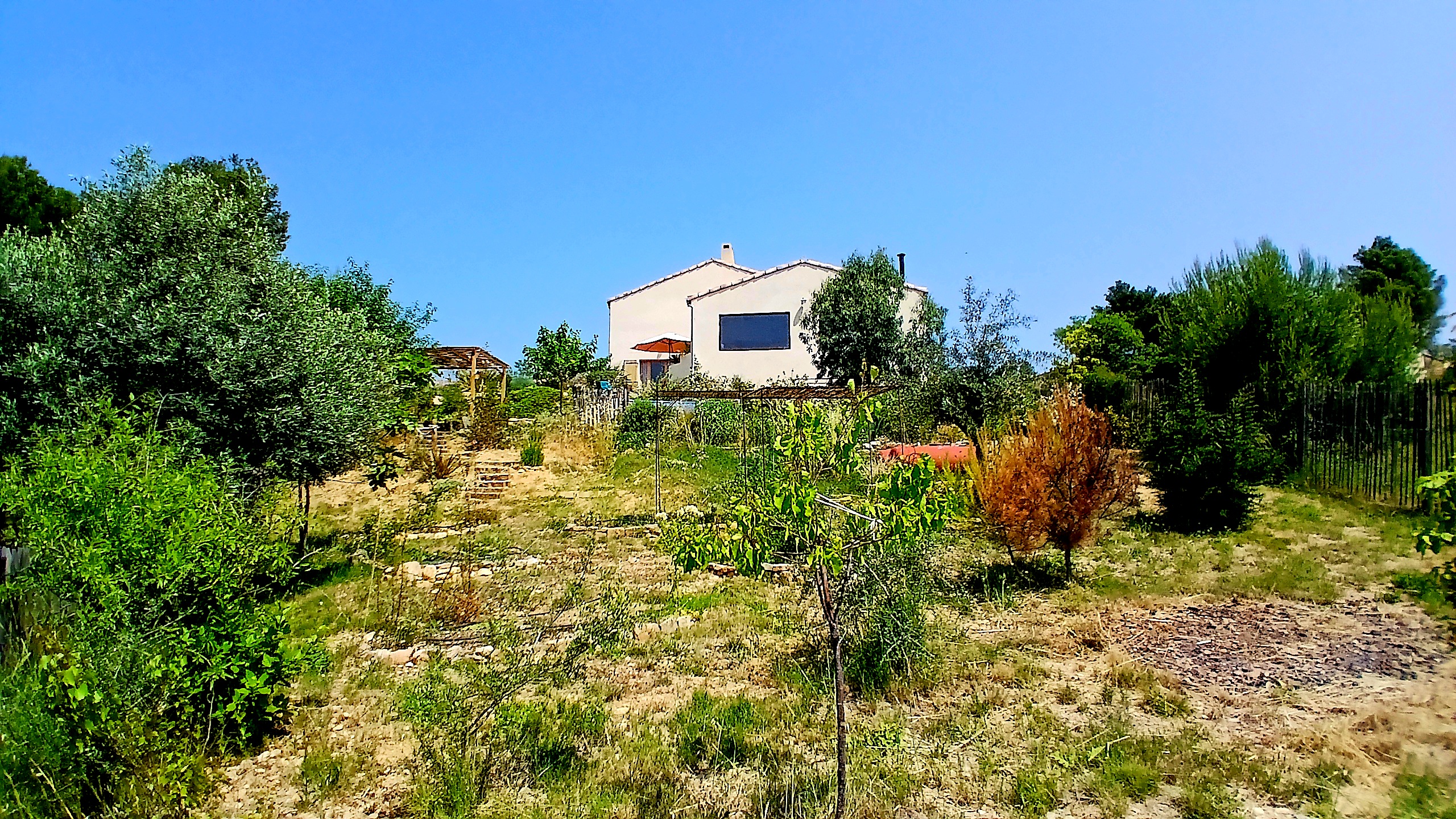 3 Bed, 2 Bath, HouseFor Sale, Cruzy, Herault, Languedoc-Roussillon, 34310