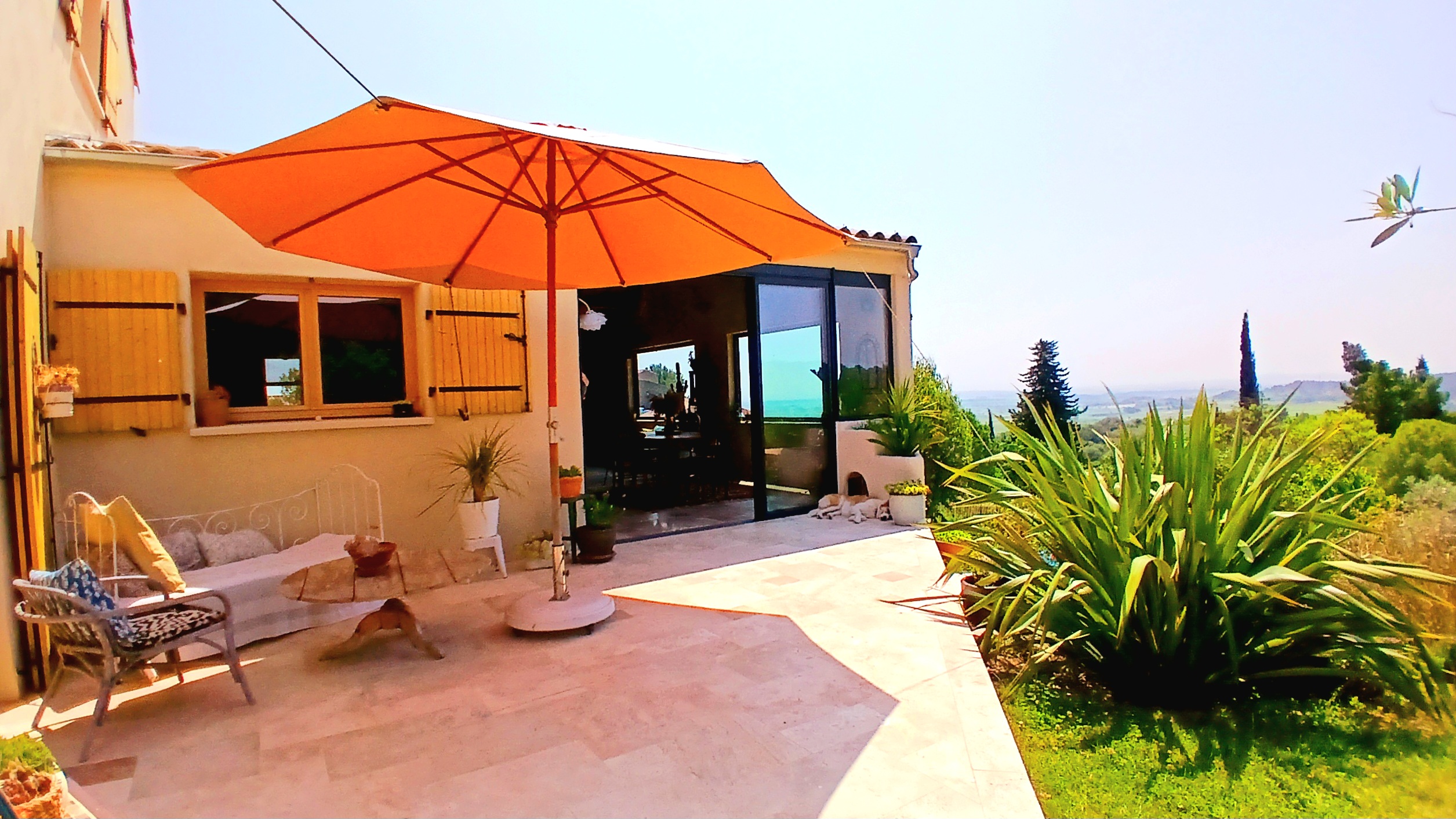 3 Bed, 2 Bath, HouseFor Sale, Cruzy, Herault, Languedoc-Roussillon, 34310