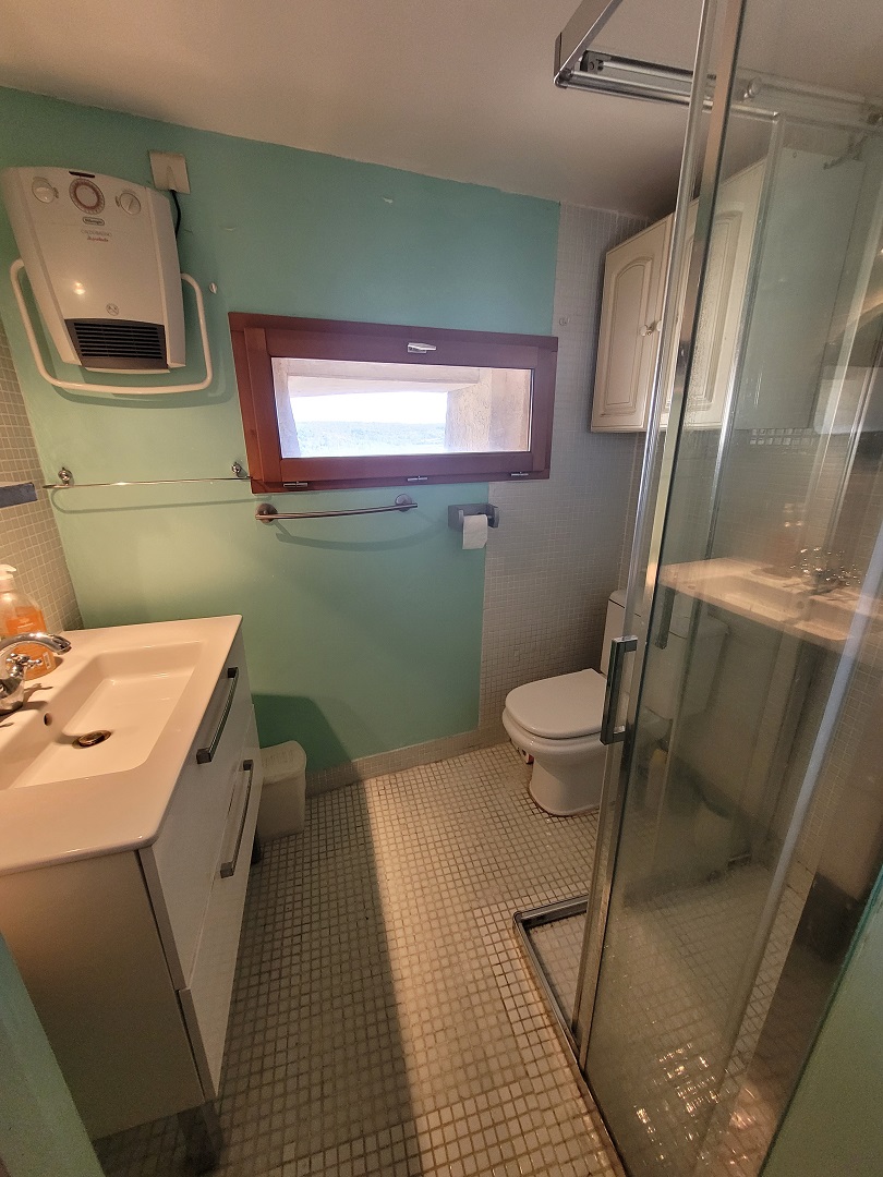 3 Bed, 1 Bath, HouseFor Sale, Capestang, Herault, Languedoc-Roussillon, 34310