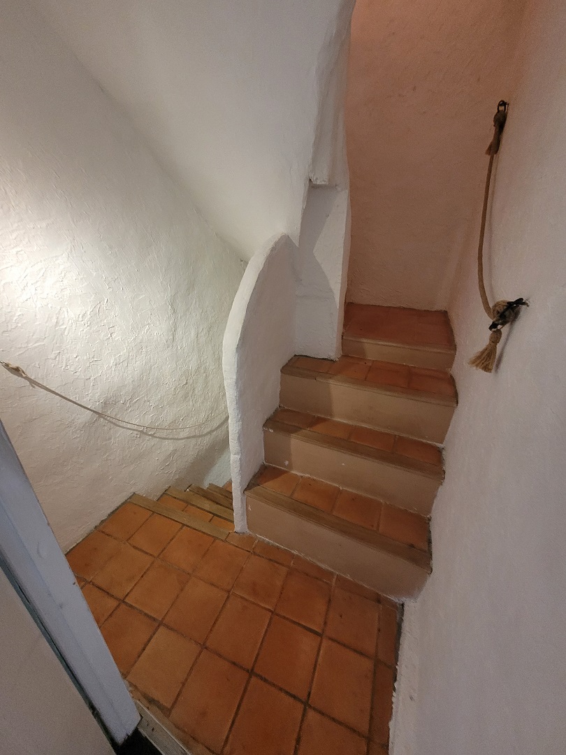 3 Bed, 1 Bath, HouseFor Sale, Capestang, Herault, Languedoc-Roussillon, 34310