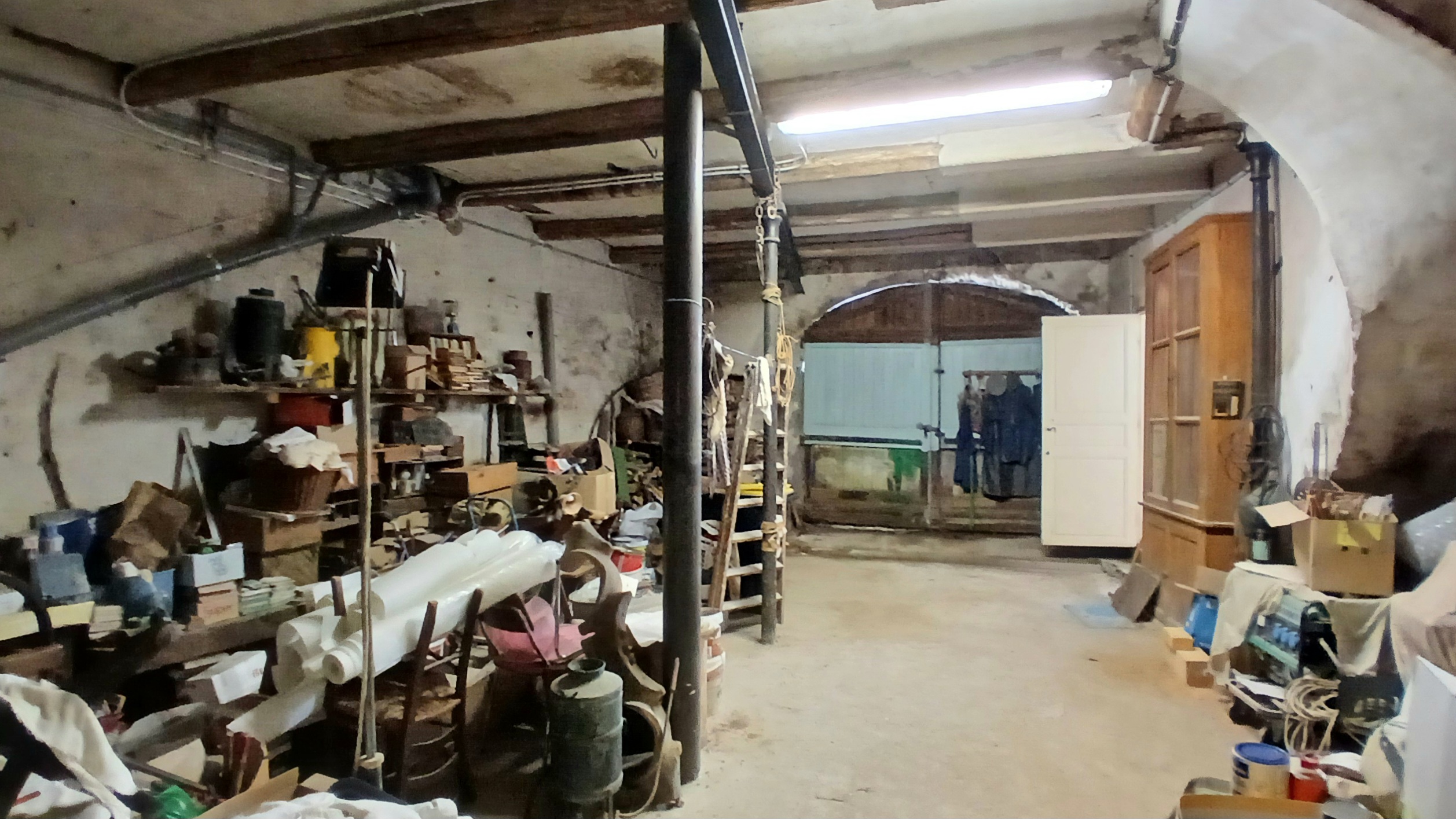 5 Bed, 4 Bath, HouseFor Sale, Autignac, Herault, Languedoc-Roussillon, 34480