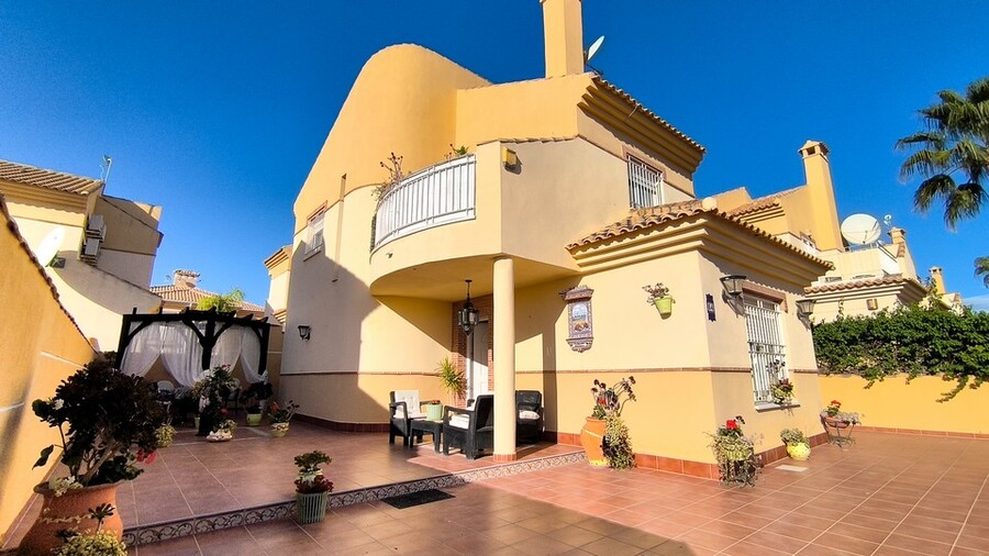 3 Bed, 2 Bath, HouseFor Sale, Ciudad Quesada, Alicante