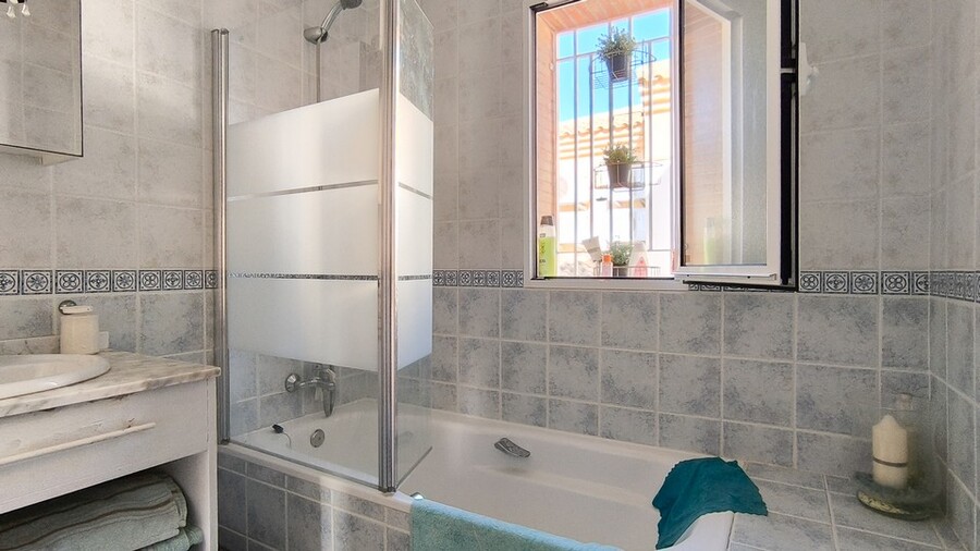 3 Bed, 2 Bath, HouseFor Sale, Ciudad Quesada, Alicante