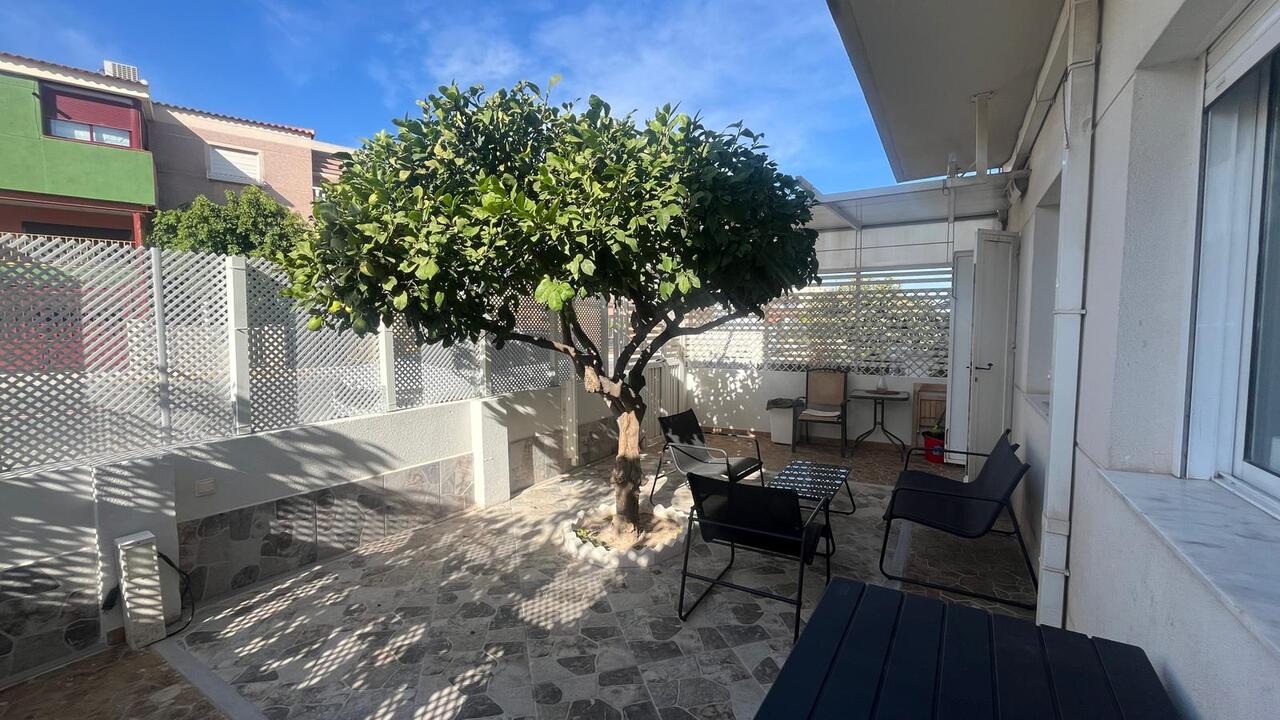 5 Bed, 2 Bath, HouseFor Sale, Algorfa, Alicante