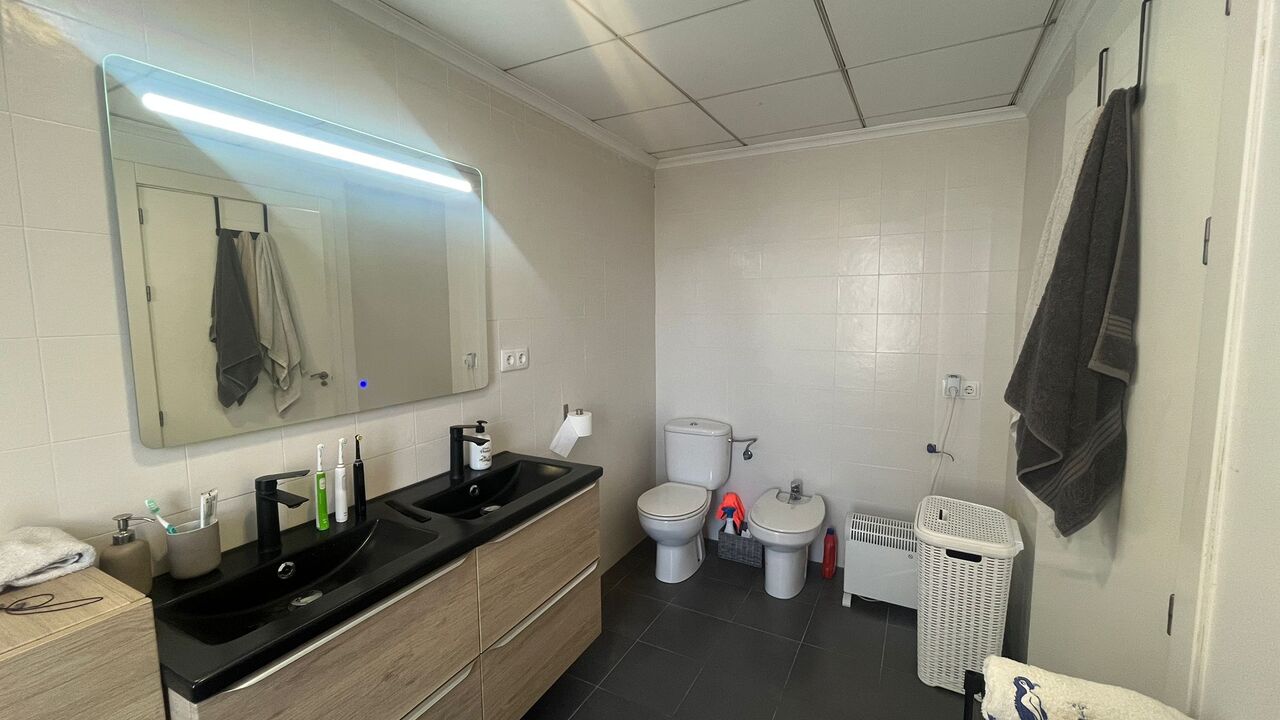 5 Bed, 2 Bath, HouseFor Sale, Algorfa, Alicante