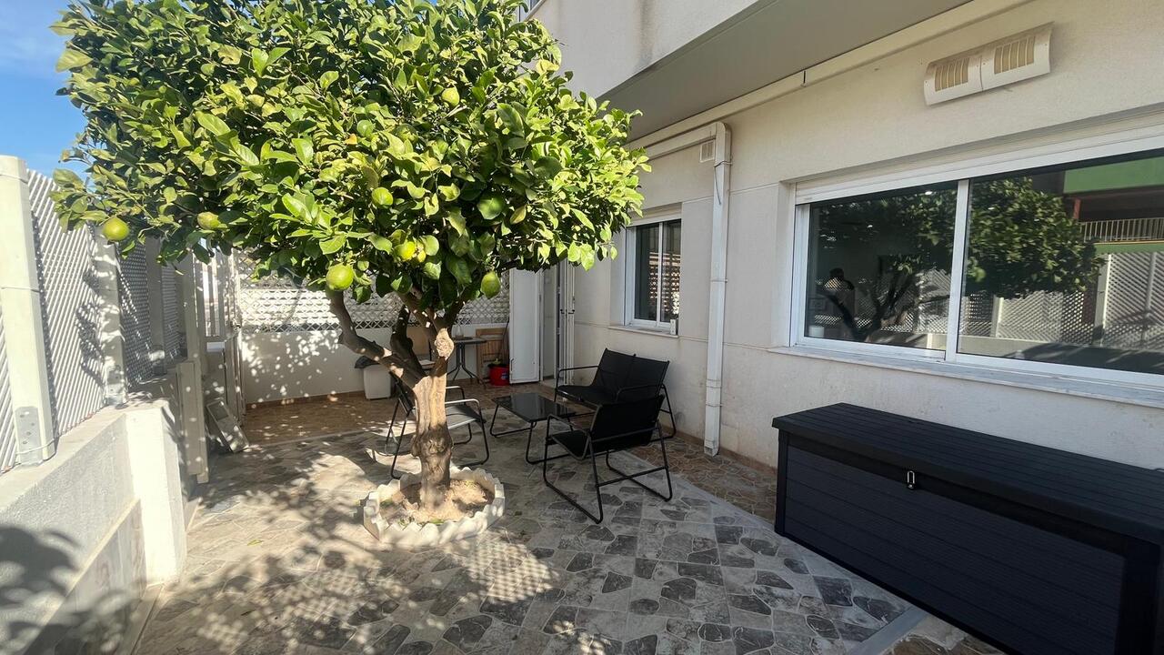 5 Bed, 2 Bath, HouseFor Sale, Algorfa, Alicante