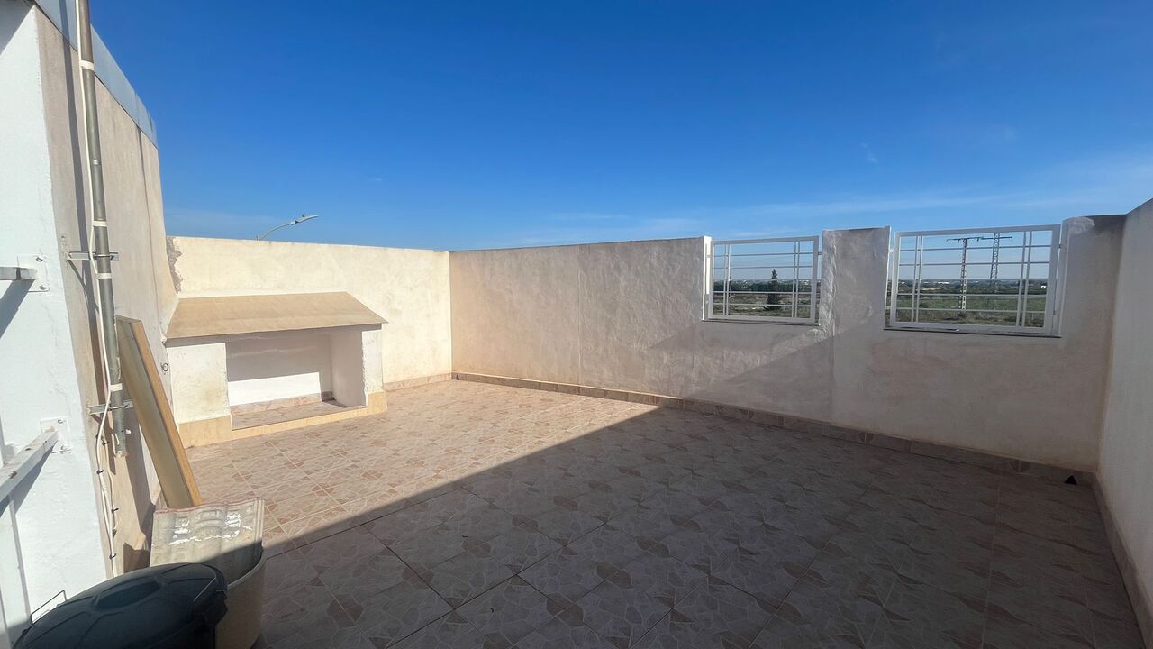 5 Bed, 2 Bath, HouseFor Sale, Algorfa, Alicante