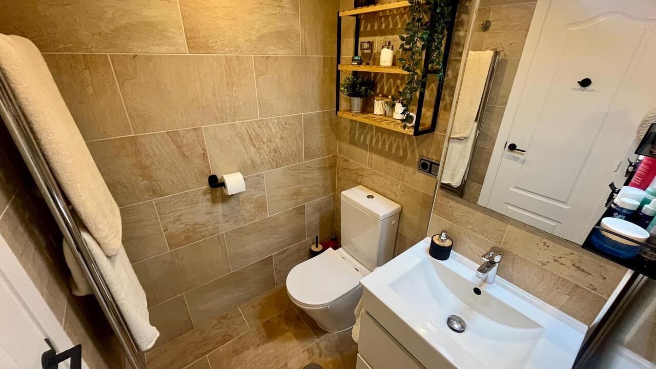 2 Bed, 1 Bath, ApartmentFor Sale, Algorfa, Alicante