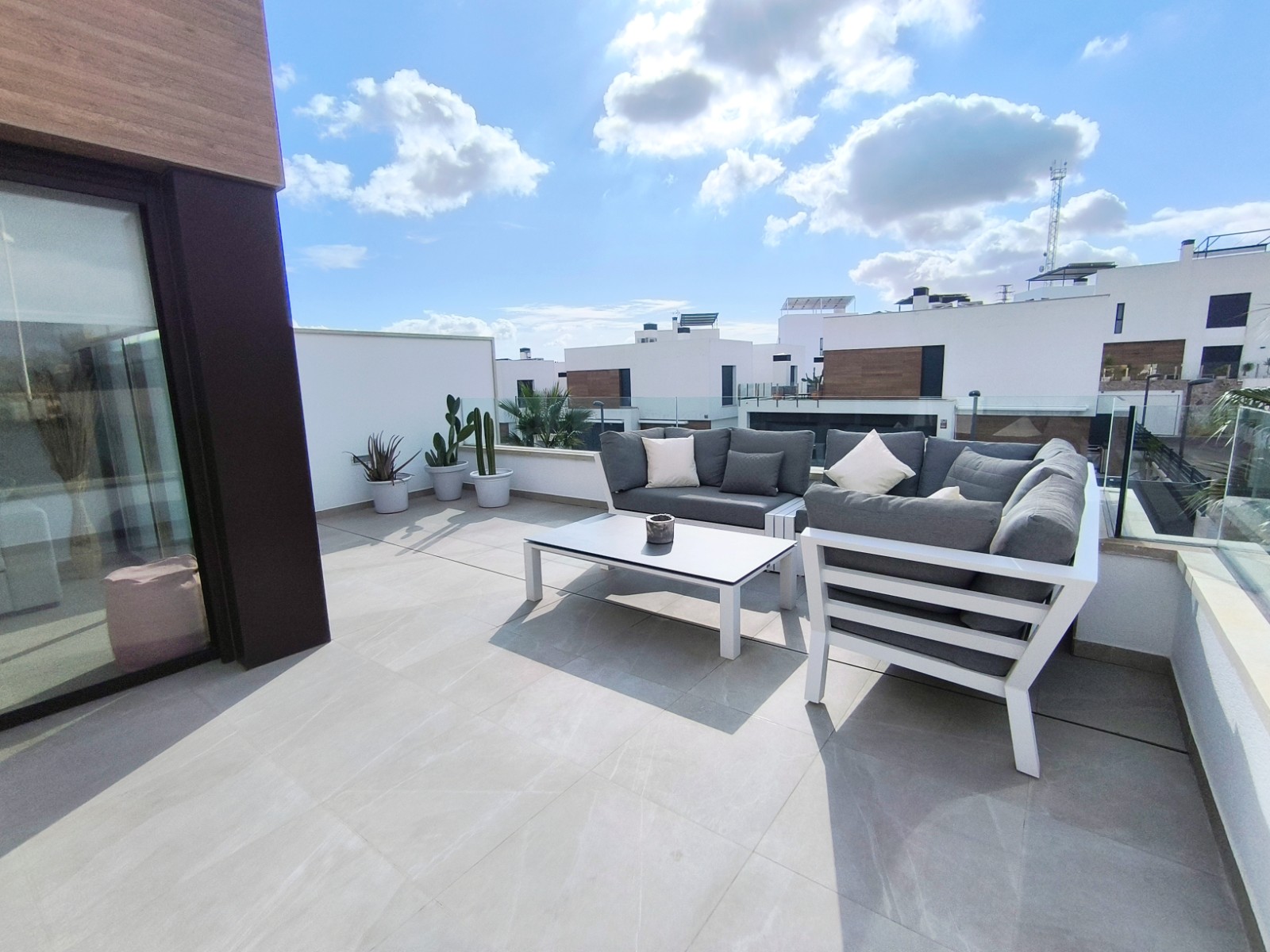 3 Bed, 4 Bath, HouseFor Sale, Algorfa, Alicante