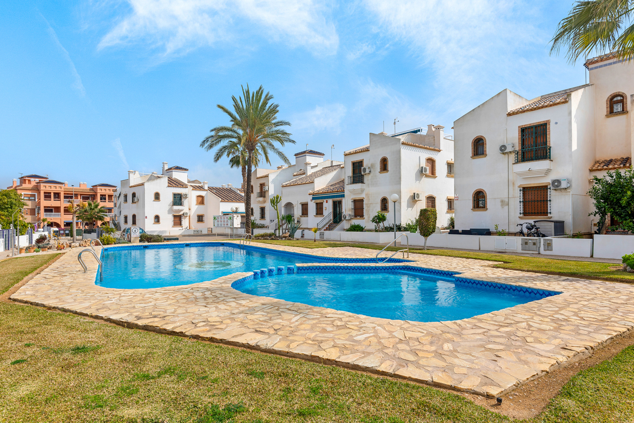 2 Bed, 2 Bath, ApartmentFor Sale, Villamartin, Alicante