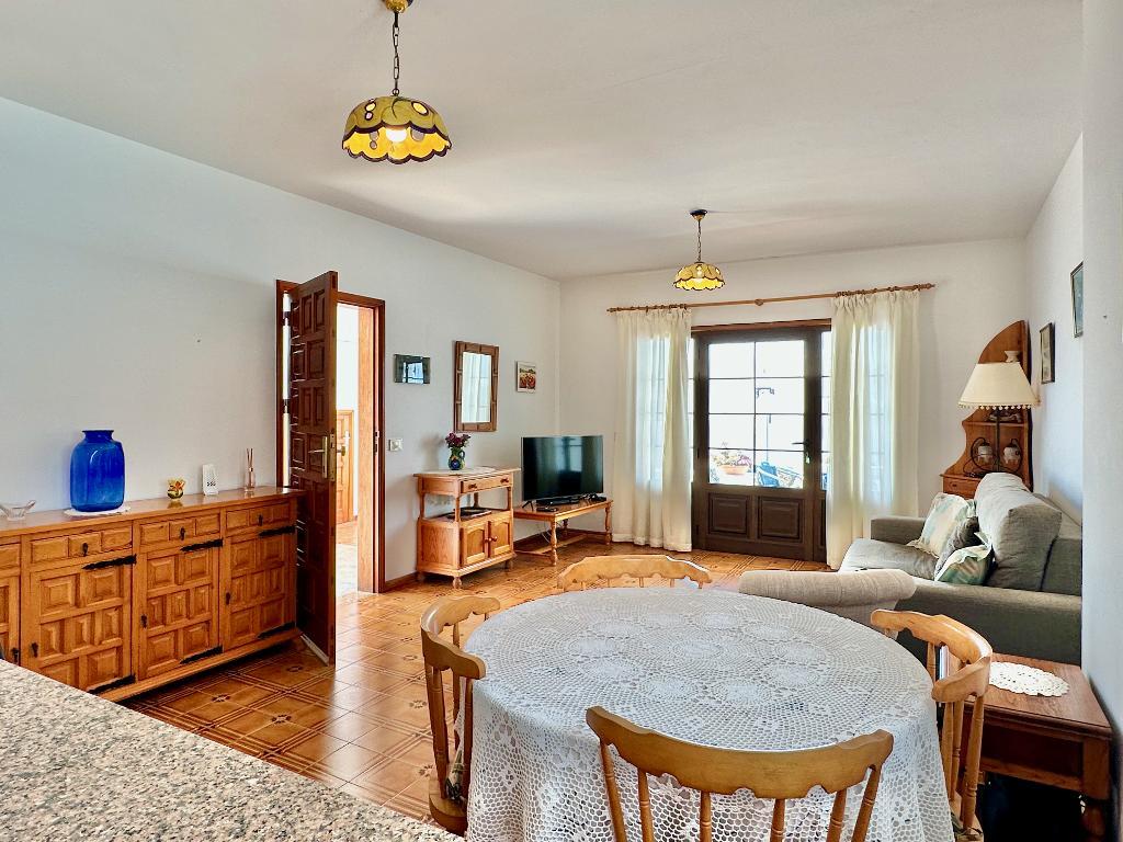 2 Bed, ApartmentFor Sale, Calle Trinquete 2, Puerto del Carmen, Lanzarote, Isla Canarias, 35510