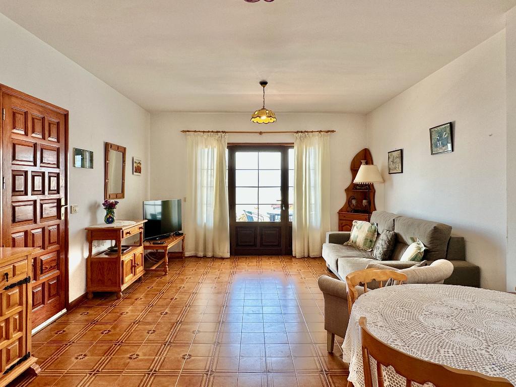 2 Bed, ApartmentFor Sale, Calle Trinquete 2, Puerto del Carmen, Lanzarote, Isla Canarias, 35510