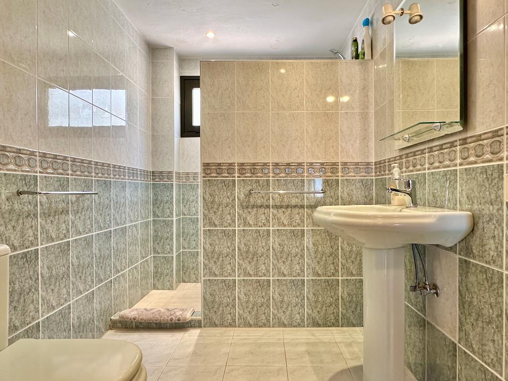 2 Bed, ApartmentFor Sale, Calle Trinquete 2, Puerto del Carmen, Lanzarote, Isla Canarias, 35510