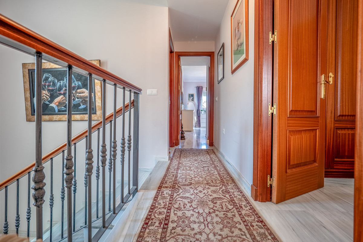 Alhaurin Golf, Malaga, 3 Bedrooms Bedrooms, ,2 BathroomsBathrooms,For Sale,R5112271