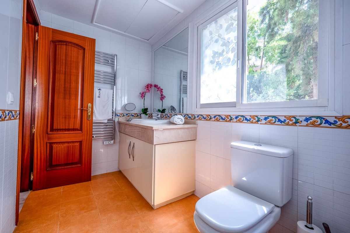 Alhaurin Golf, Malaga, 3 Bedrooms Bedrooms, ,2 BathroomsBathrooms,For Sale,R5112271