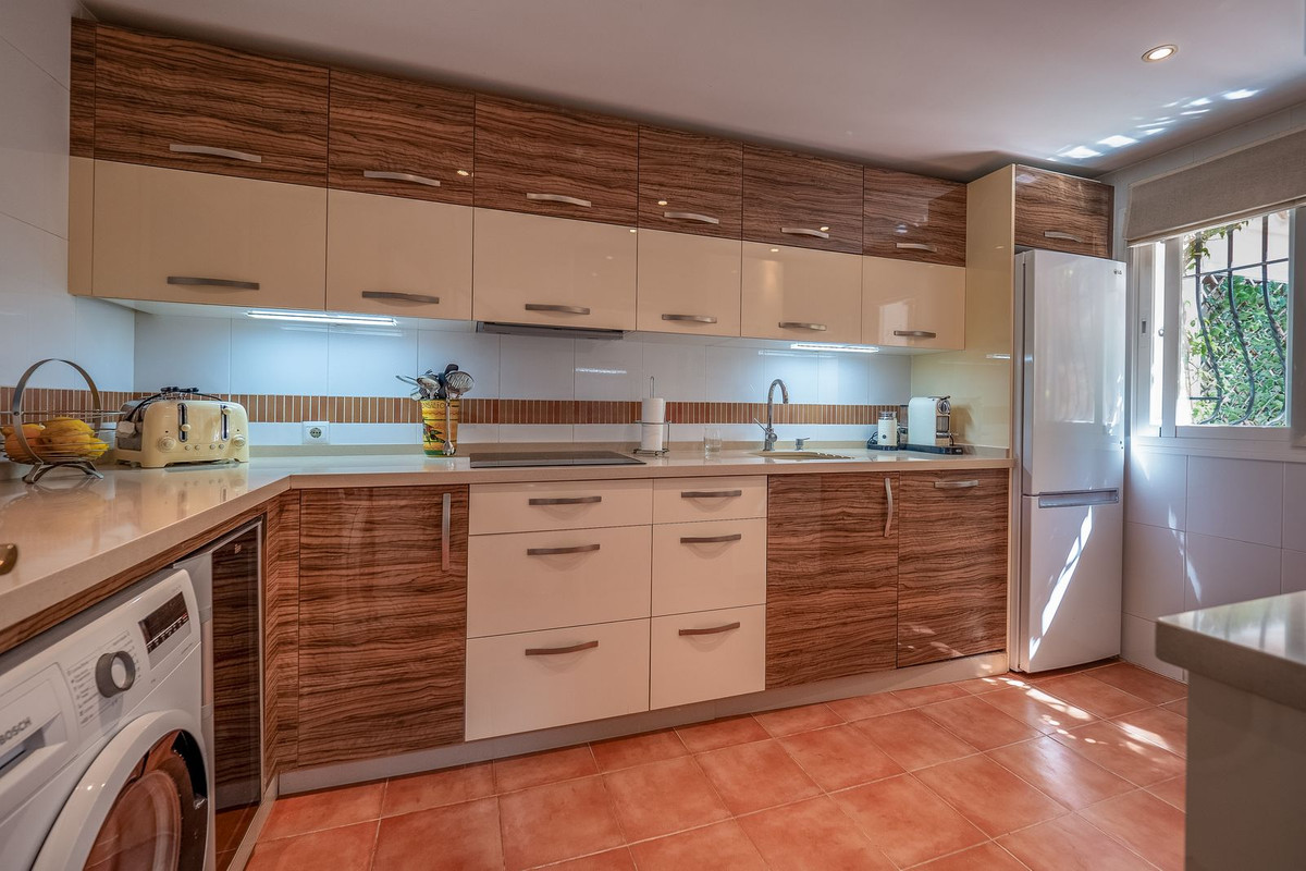 Alhaurin Golf, Malaga, 3 Bedrooms Bedrooms, ,2 BathroomsBathrooms,For Sale,R5112271