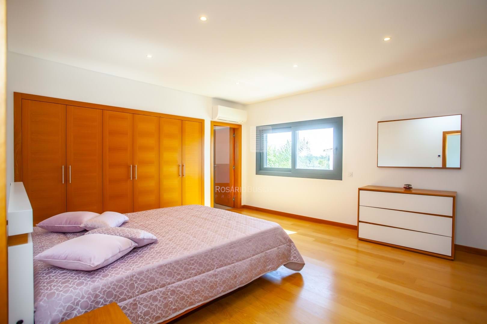 4 Bed, 7 Bath, HouseFor Sale, Loulé, Faro