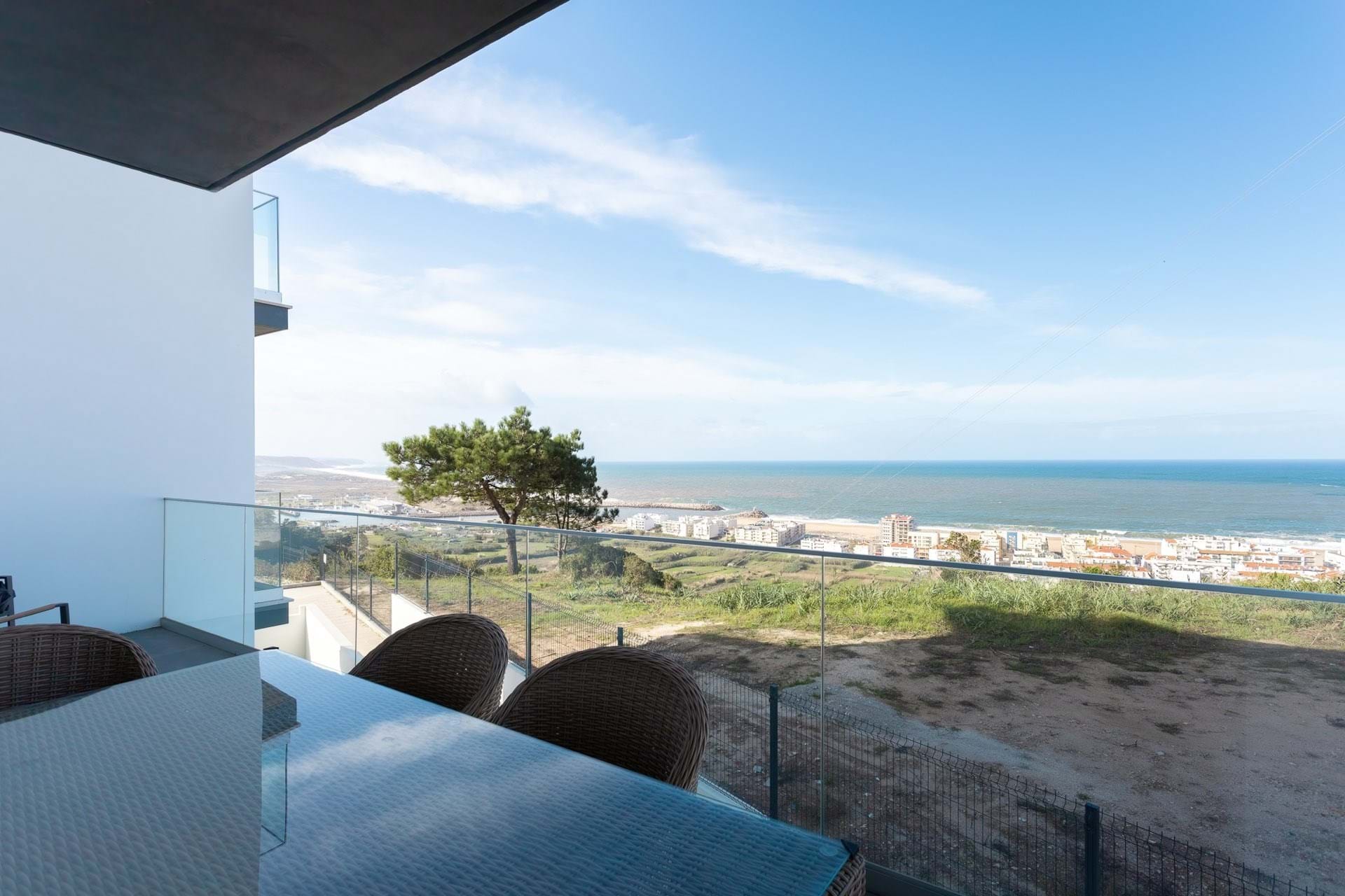 1 Bed, 1 Bath, ApartmentFor Sale, Nazaré, Leiria, 2450-060