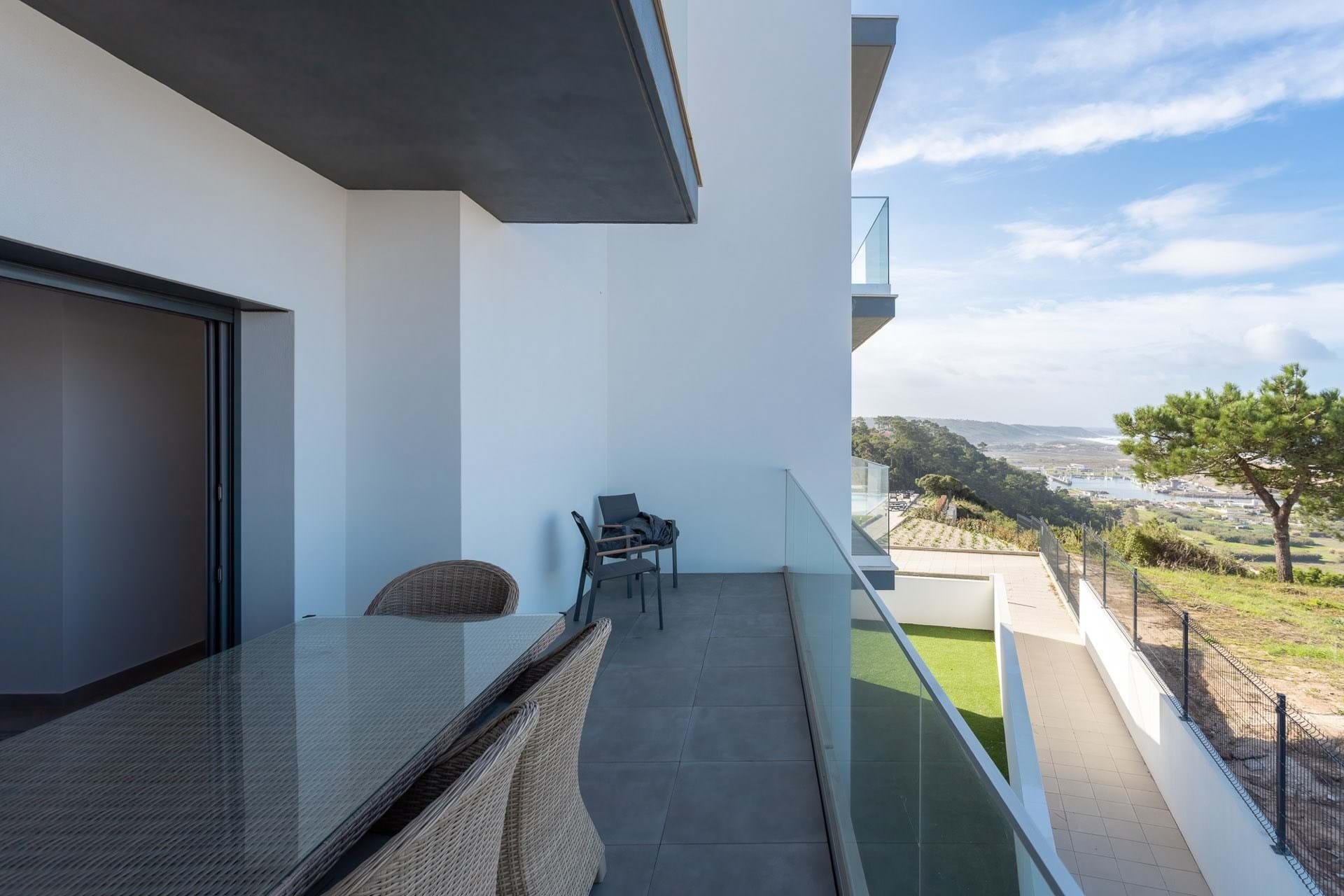 1 Bed, 1 Bath, ApartmentFor Sale, Nazaré, Leiria, 2450-060