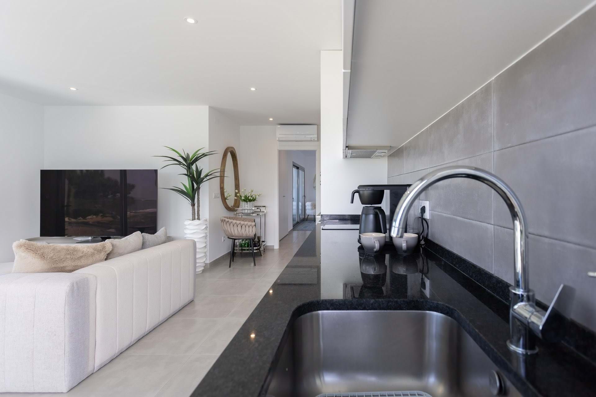 1 Bed, 1 Bath, ApartmentFor Sale, Nazaré, Leiria, 2450-060