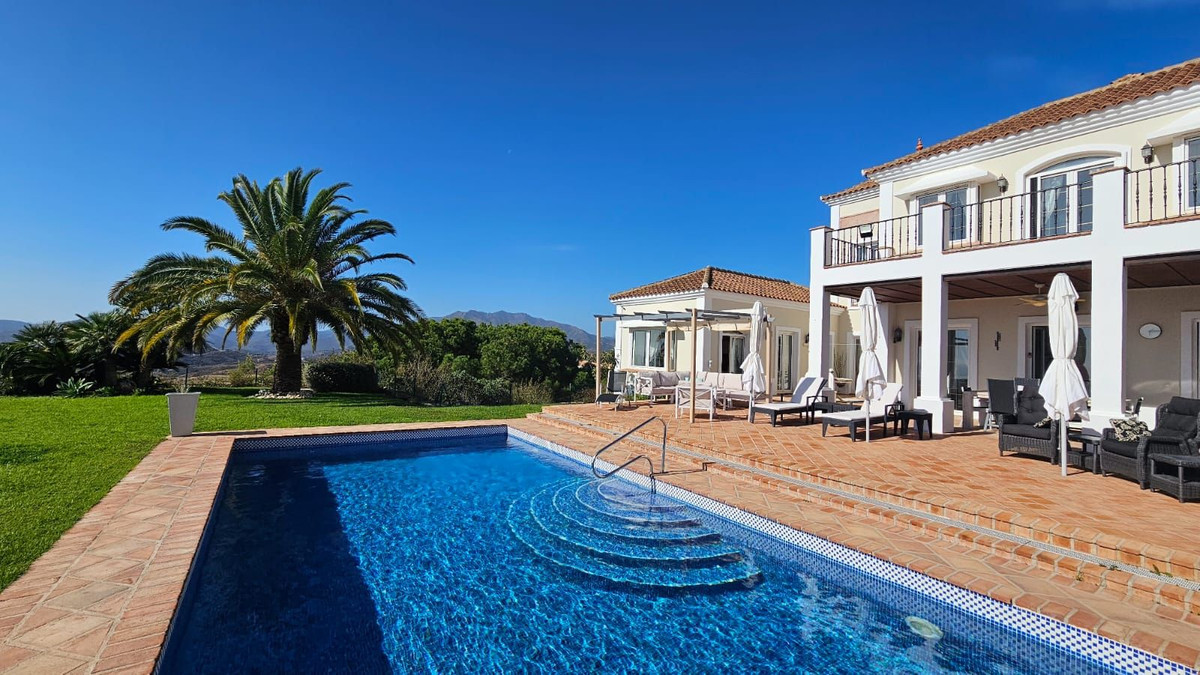 5 Bed, 4 Bath, HouseFor Sale, Mijas, Malaga