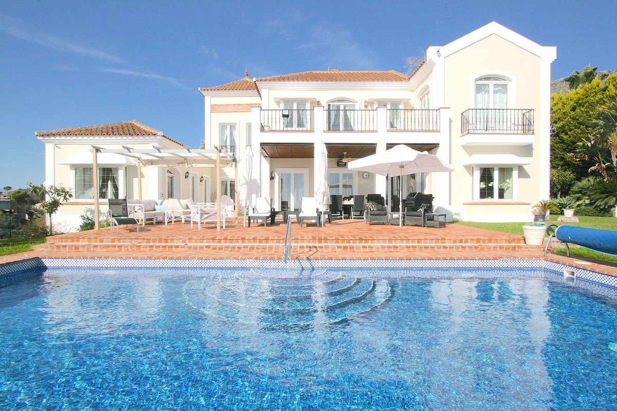 5 Bed, 4 Bath, HouseFor Sale, Mijas, Malaga