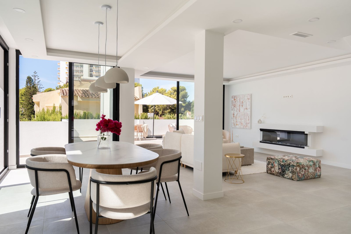 3 Bed, 3 Bath, HouseFor Sale, Nueva Andalucia, Malaga