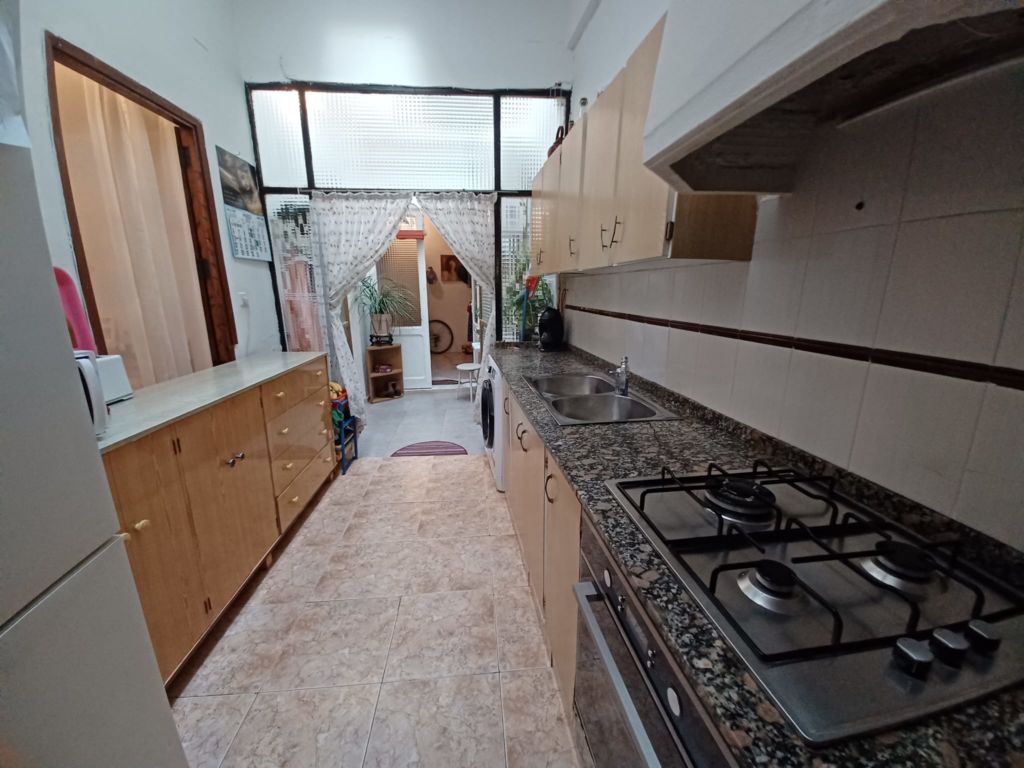 6 Bed, 1 Bath, HouseFor Sale, Oliva, Valencia, 46780