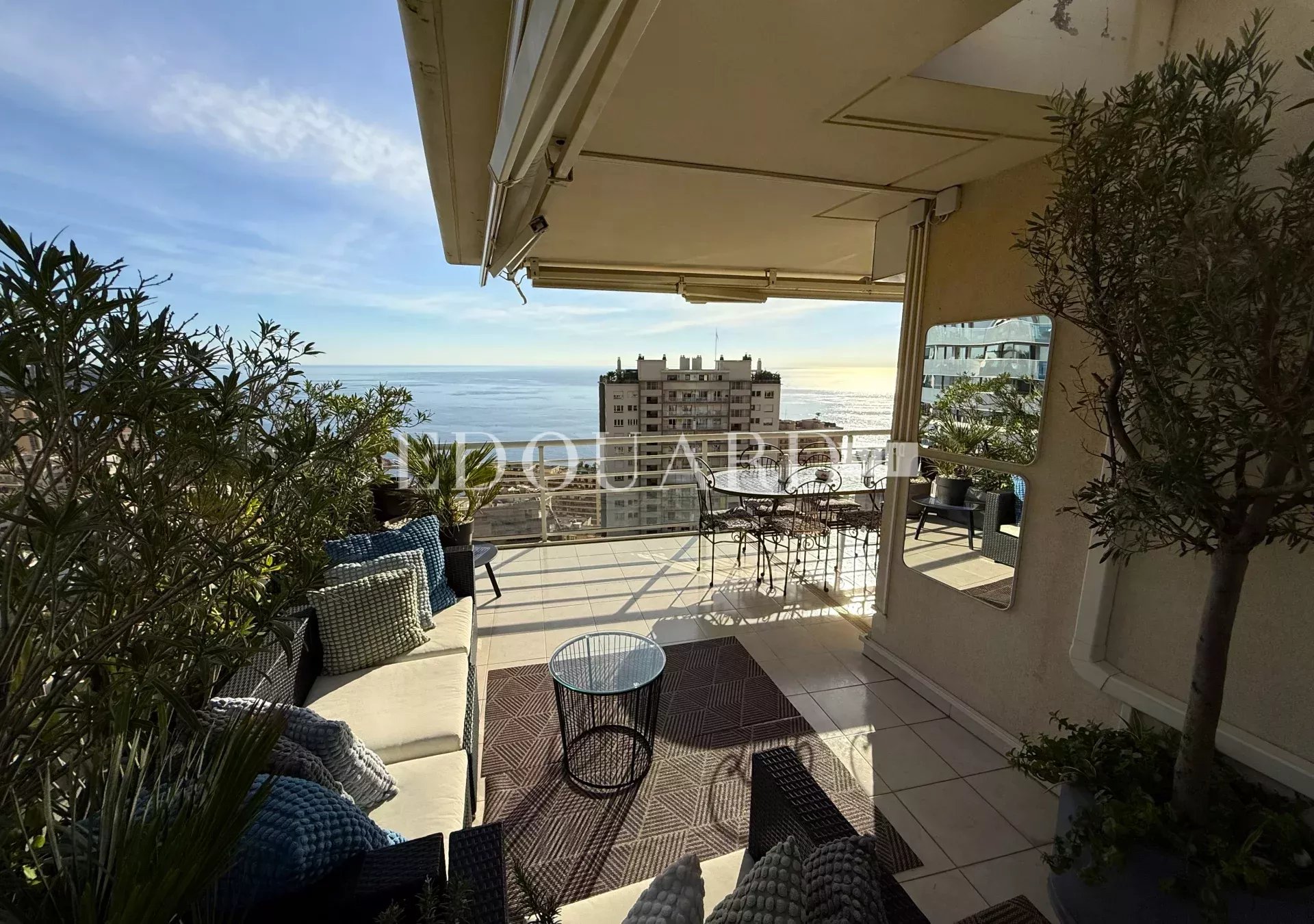 2 Bed, 1 Bath, ApartmentFor Sale, Beausoleil, Alpes-Maritimes