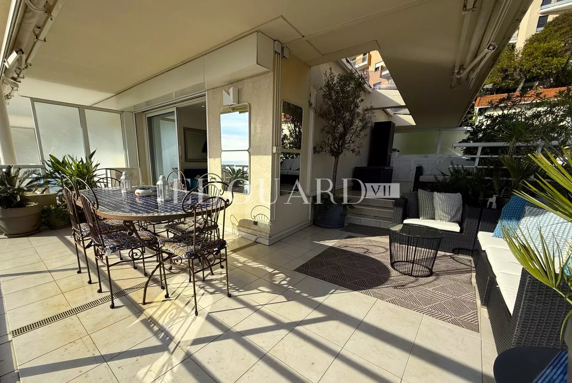 2 Bed, 1 Bath, ApartmentFor Sale, Beausoleil, Alpes-Maritimes