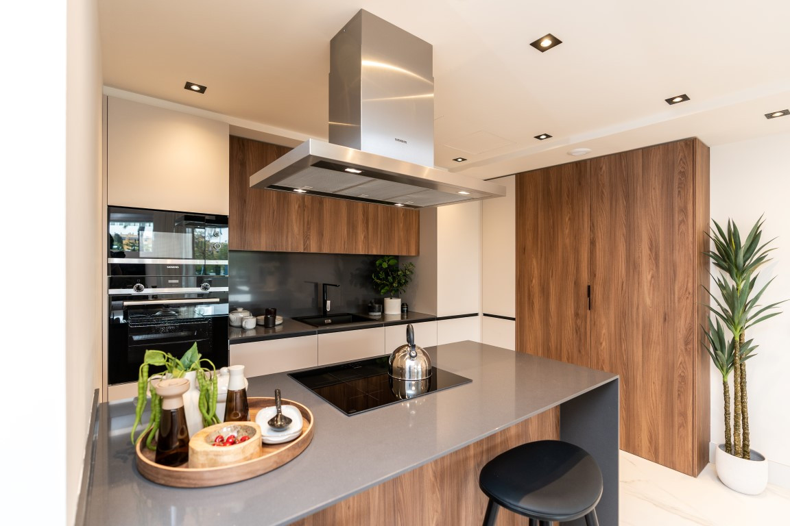 Commercial Property, For Sale