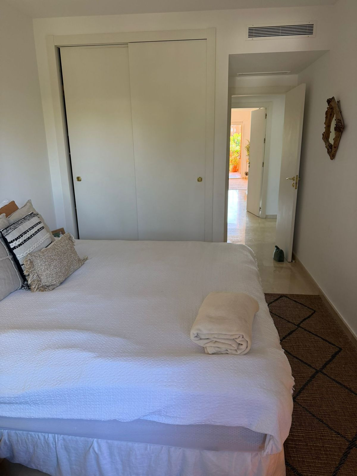 3 Bed, 2 Bath, ApartmentFor Sale, La Duquesa, Malaga