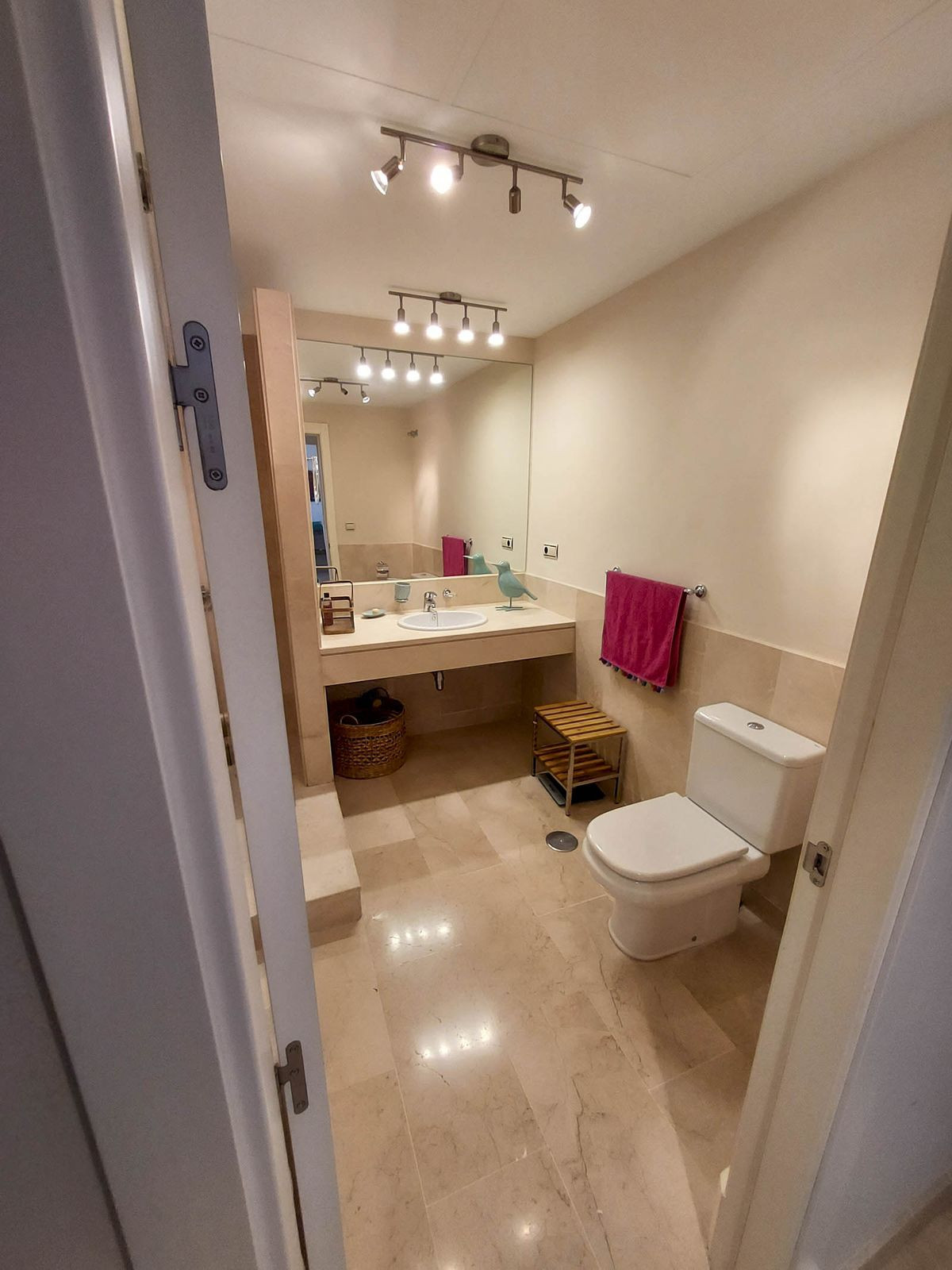 2 Bed, 2 Bath, ApartmentFor Sale, La Duquesa, Malaga