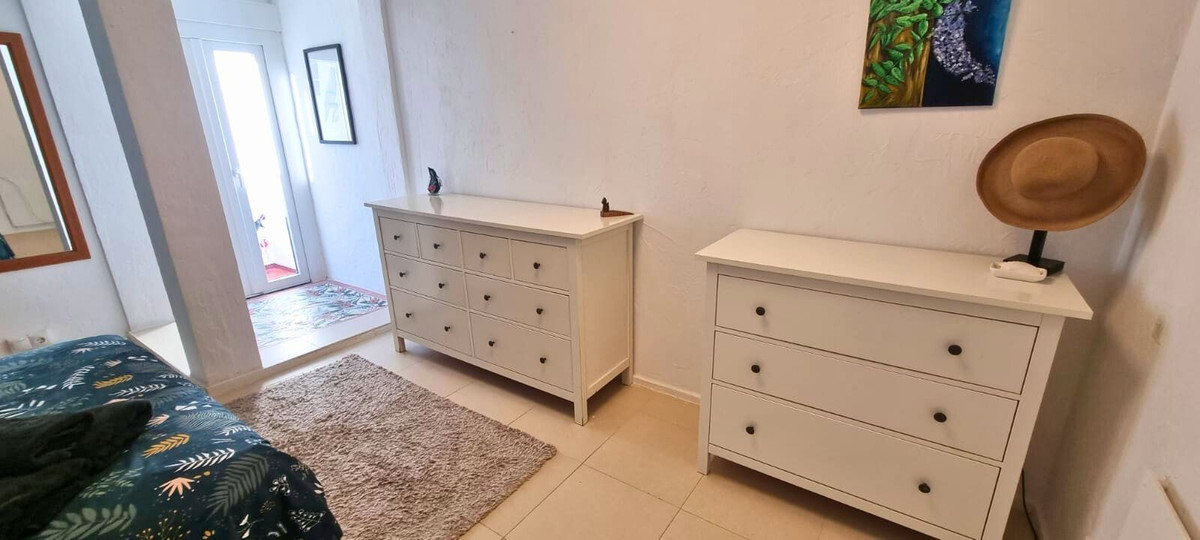 1 Bed, 1 Bath, HouseFor Sale, Punta Chullera, Malaga