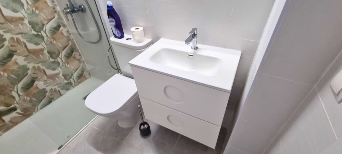 1 Bed, 1 Bath, HouseFor Sale, Punta Chullera, Malaga