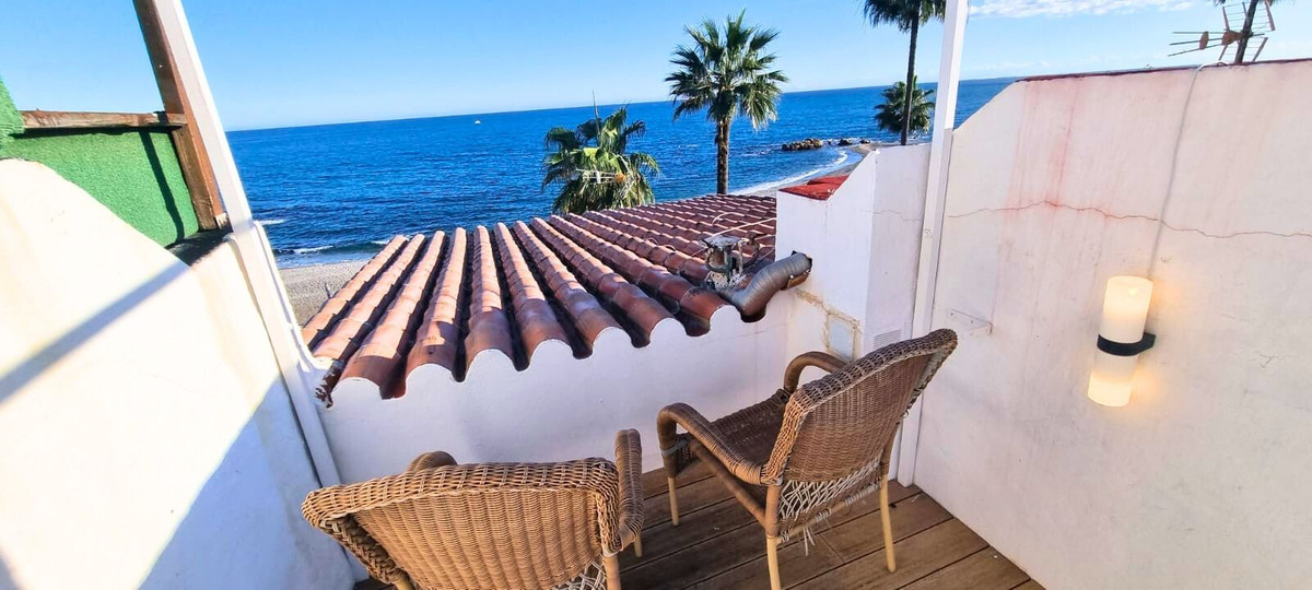 1 Bed, 1 Bath, HouseFor Sale, Punta Chullera, Malaga