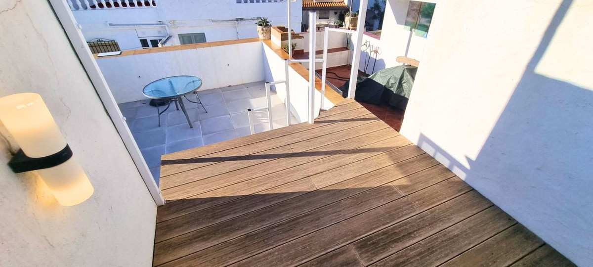 1 Bed, 1 Bath, HouseFor Sale, Punta Chullera, Malaga