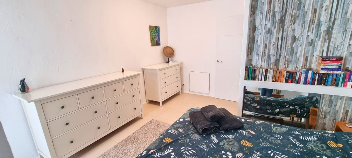 1 Bed, 1 Bath, HouseFor Sale, Punta Chullera, Malaga