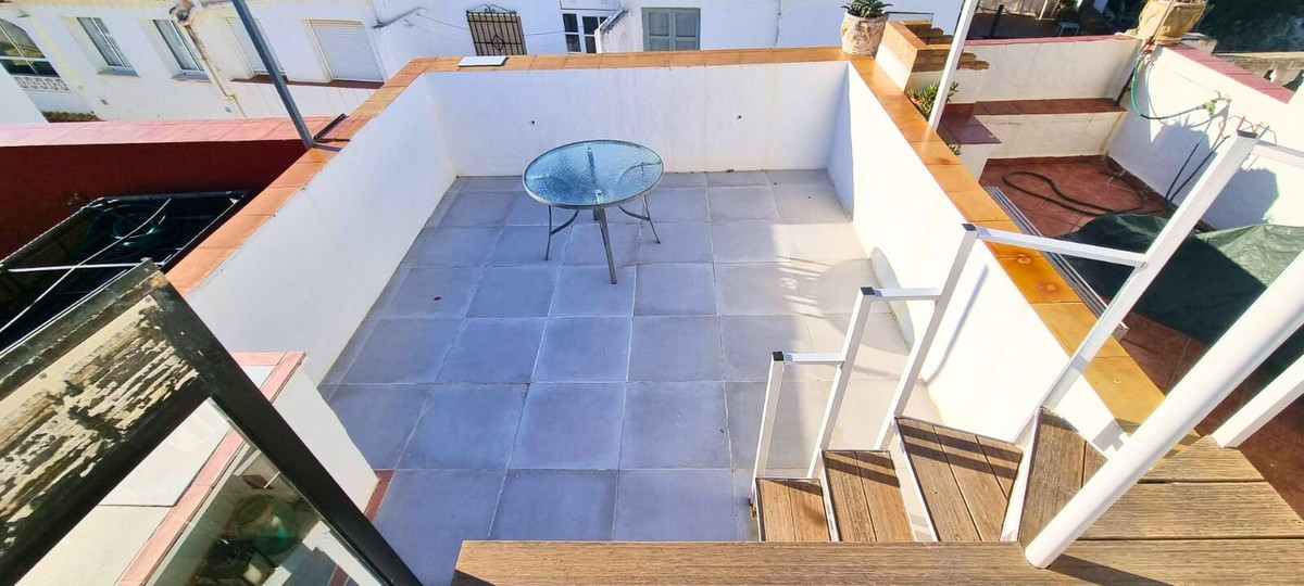 1 Bed, 1 Bath, HouseFor Sale, Punta Chullera, Malaga