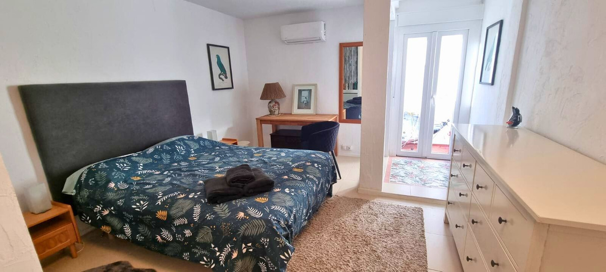 1 Bed, 1 Bath, HouseFor Sale, Punta Chullera, Malaga