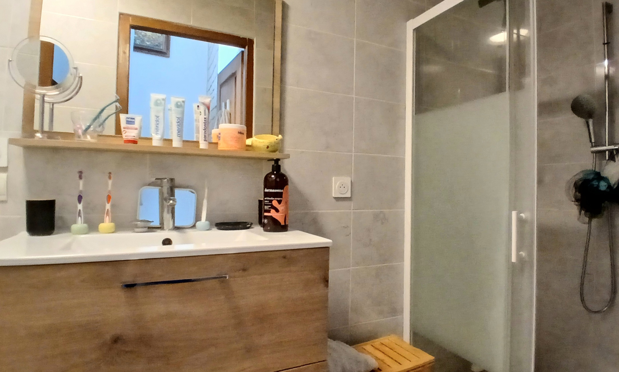 3 Bed, 1 Bath, HouseFor Sale, Abeilhan, Herault, Languedoc-Roussillon, 34290