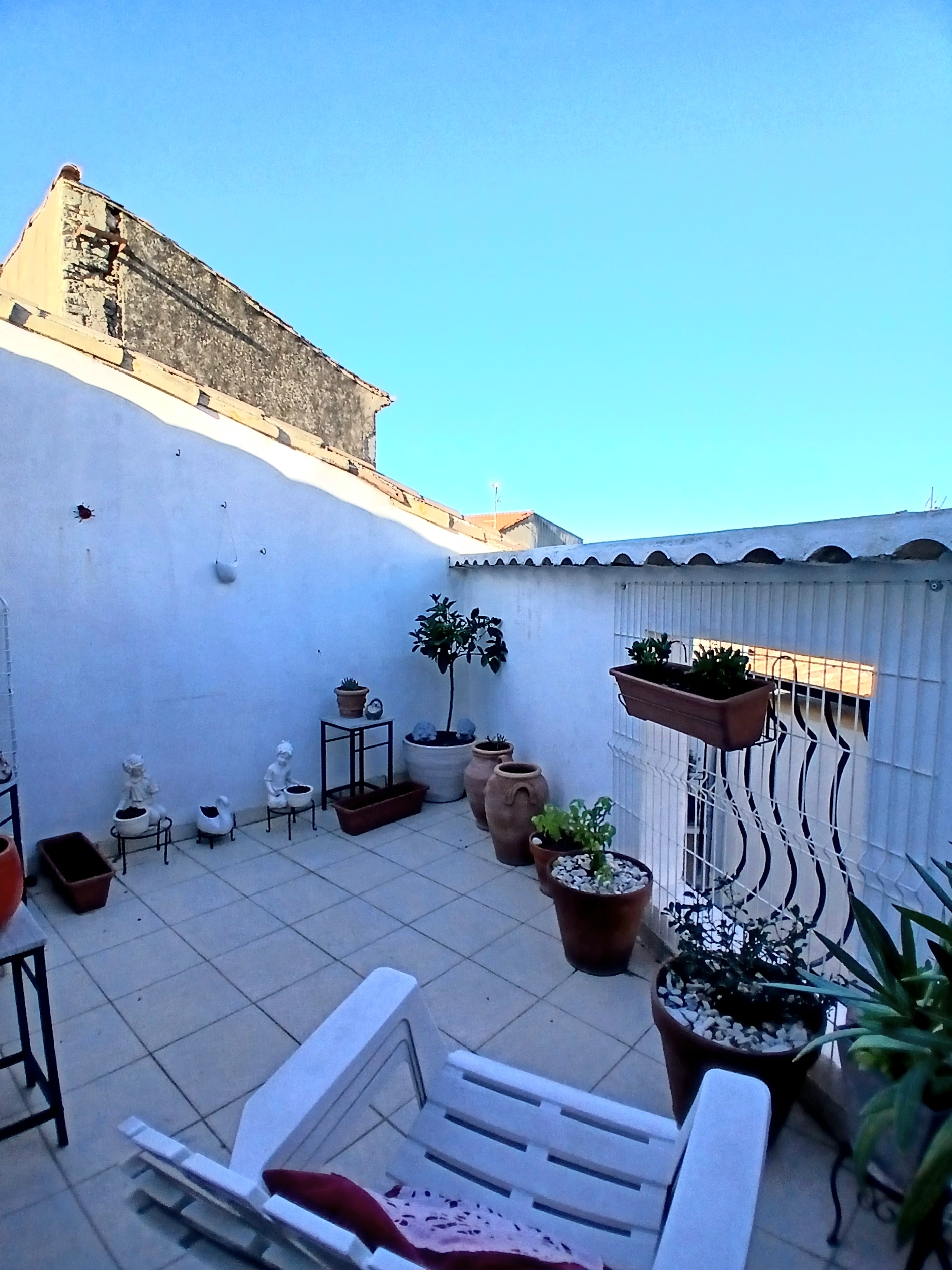 3 Bed, 1 Bath, HouseFor Sale, Abeilhan, Herault, Languedoc-Roussillon, 34290