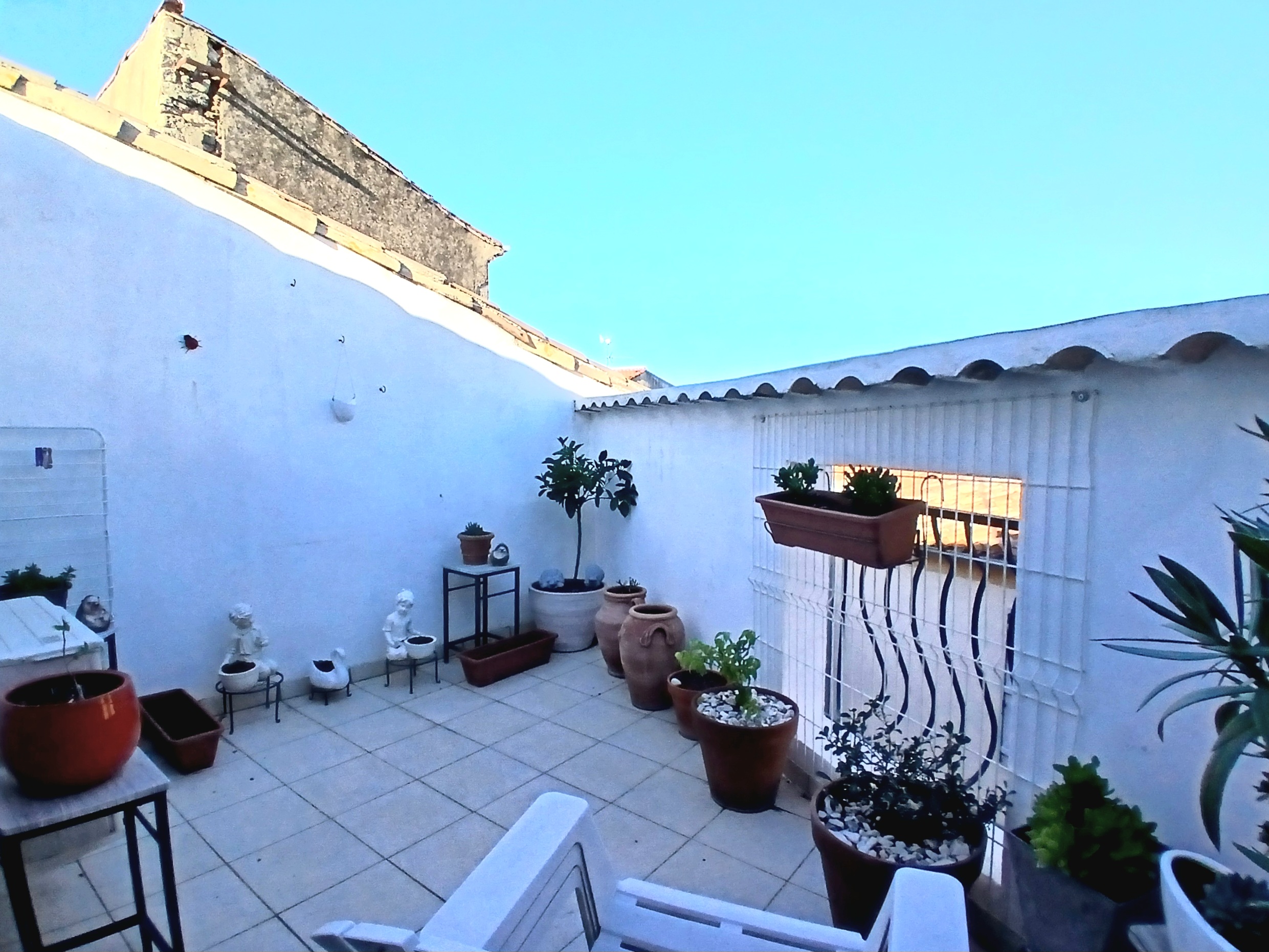 3 Bed, 1 Bath, HouseFor Sale, Abeilhan, Herault, Languedoc-Roussillon, 34290