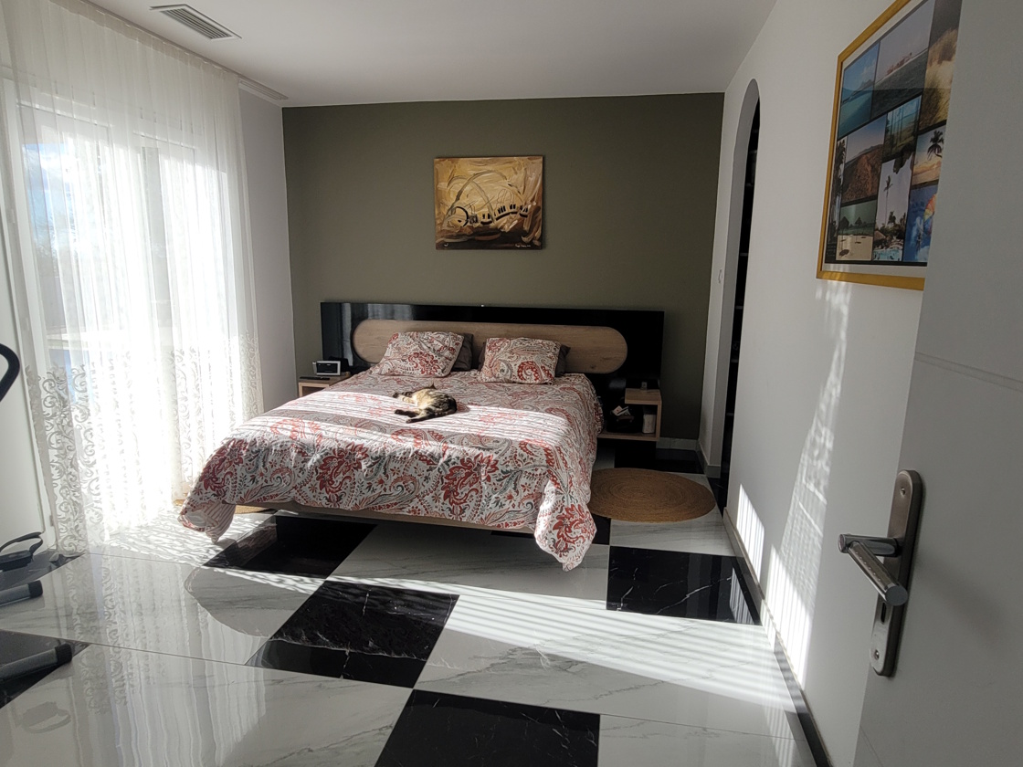 3 Bed, 1 Bath, HouseFor Sale, Autignac, Herault, Languedoc-Roussillon, 34480