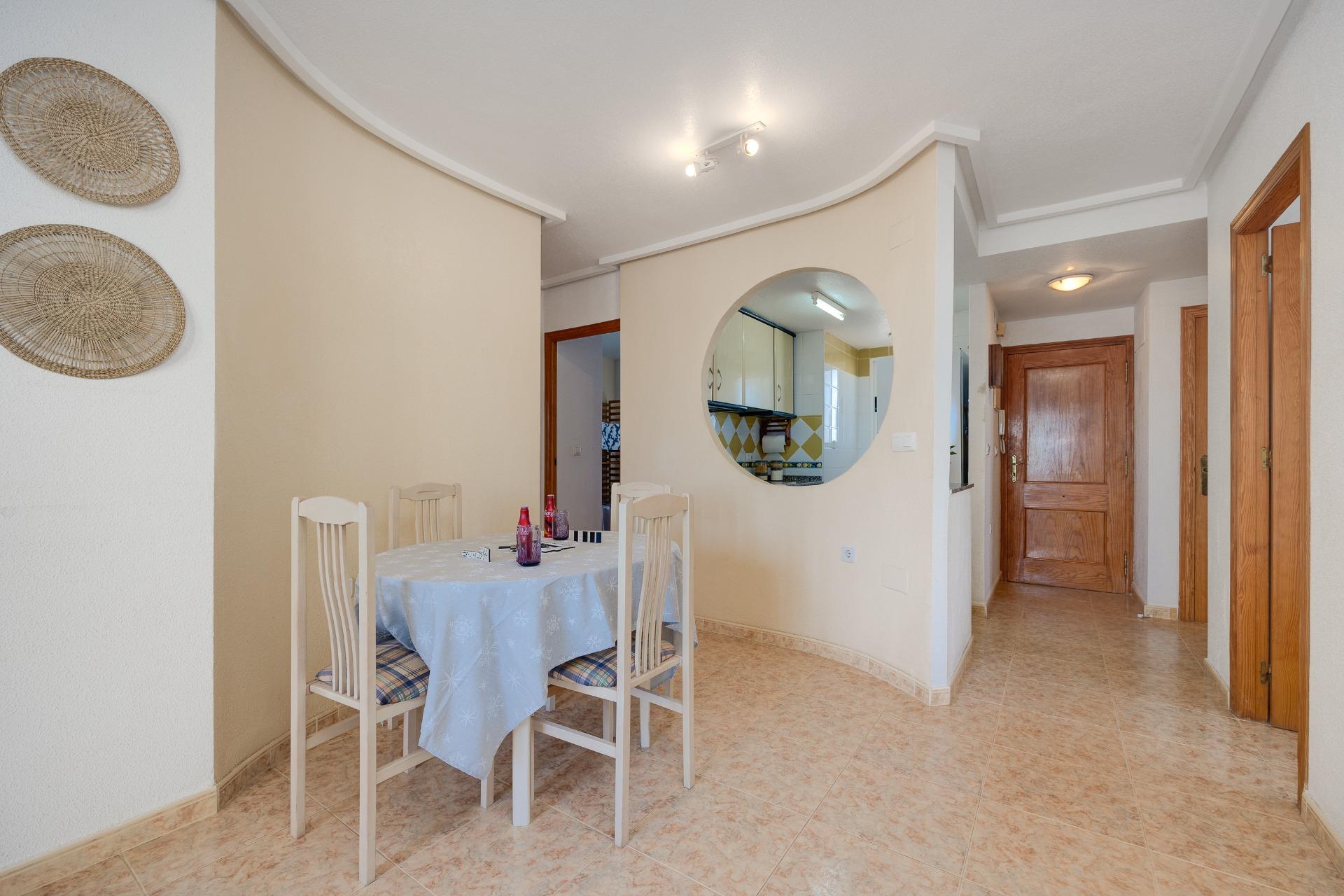 3 Bed, 2 Bath, ApartmentFor Sale, Torrevieja, Alicante