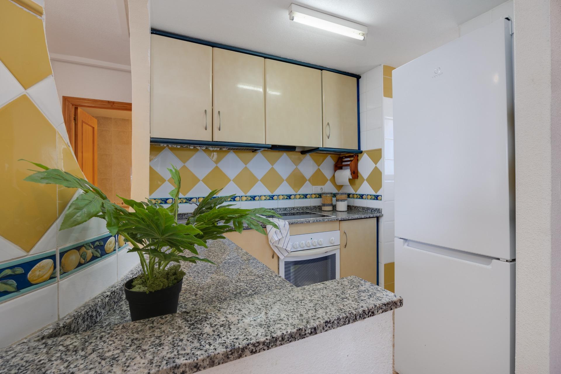 3 Bed, 2 Bath, ApartmentFor Sale, Torrevieja, Alicante